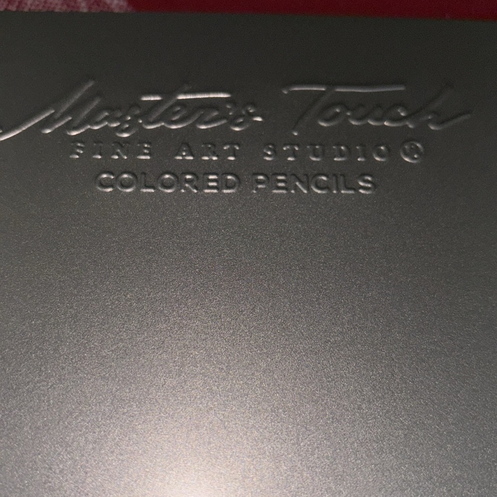 Johanna Basford Worlds of Wonder Coloring Book & Master’s Touch 24 Pencils Set - Picture 9 of 11